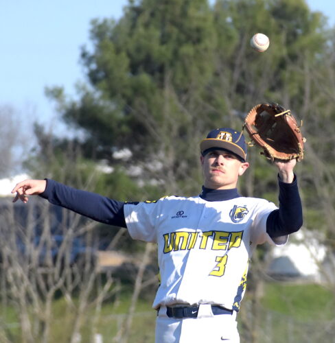 Eagles in control in EOAC